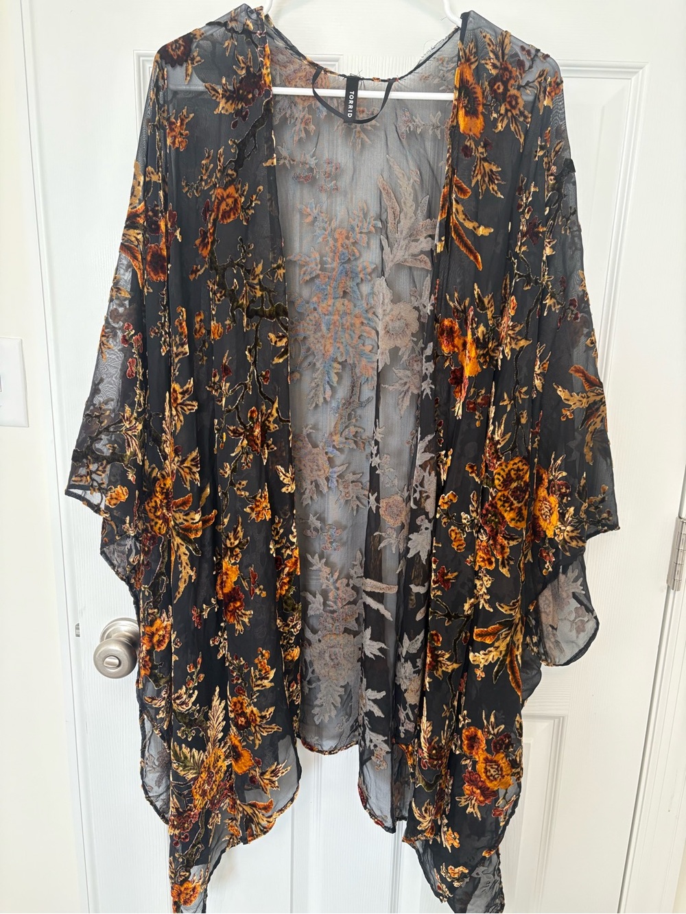 Torrid Black Floral Velvet Burnout Sheer Kimono Open Front Boho
